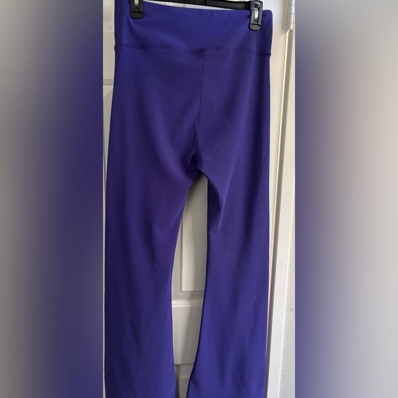 Vibrant Purple - Picture 3 of 3